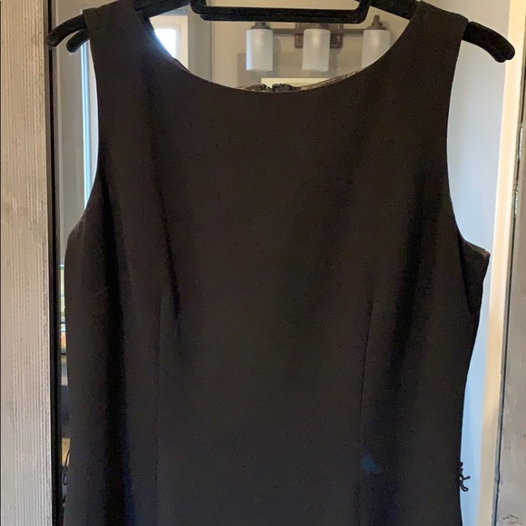 Basic Black Dress - Picture 5 of 6